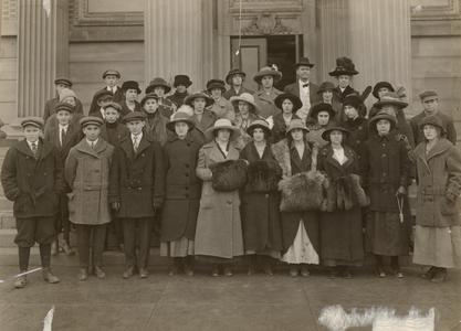 Students at the 1914 Farmers' and Homemakers' Courses