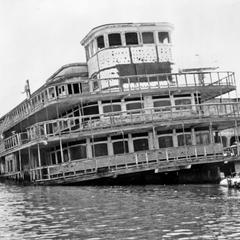 Delta King (Packet/Excursion boat, 1926-1942)