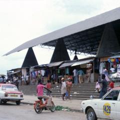 An Upscale Open Market Modeled after Typical African Markets