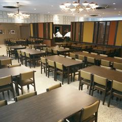 Chadbourne/Barnard dining room