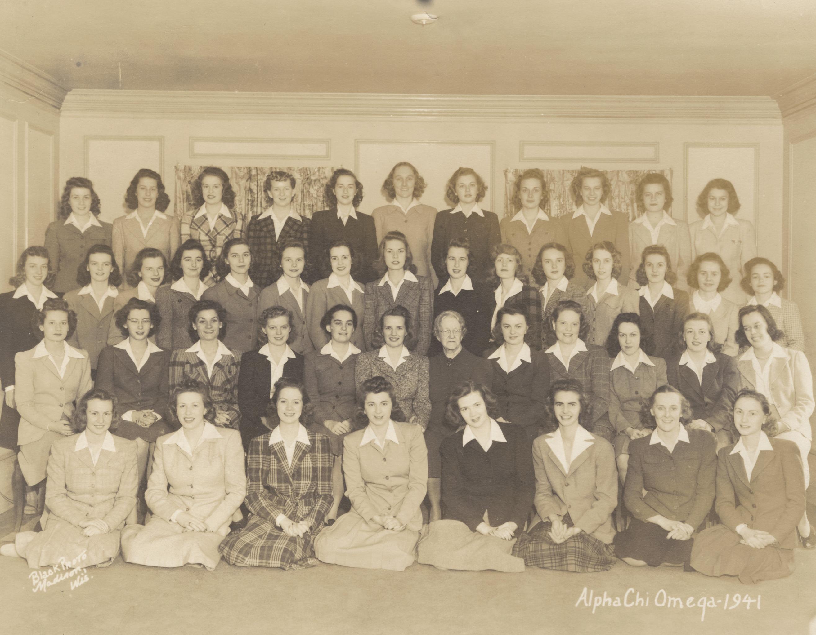 Alpha Chi Omega group photo UWDC UW Madison Libraries