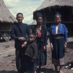 Ethnic Pong (Phong) family