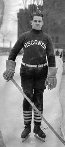 UW men's hockey player, Moorehead