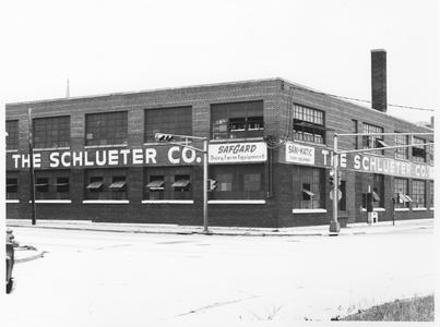 Schlueter Company building