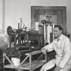 Elvehjem at work in the lab