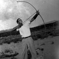 Carl Leopold with bow drawn