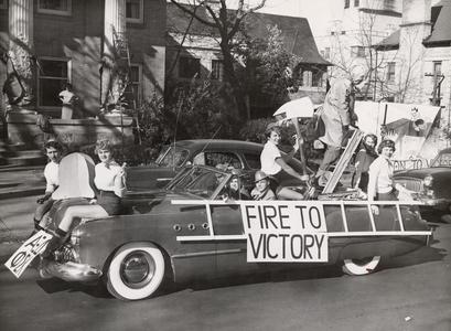 1953 Homecoming Parade float