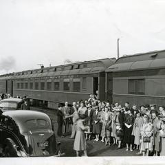 Stout Symphonic Singers leave on tour on "The 400" from Menomonie Junction, May 1939