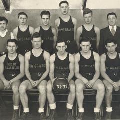 New Glarus High School boys' basketball team, 1932-33