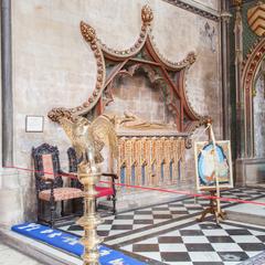 Bristol Cathedral interior Lady Chapel star tomb