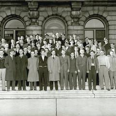 Manitowoc County draftees at Manitowoc County Courthouse