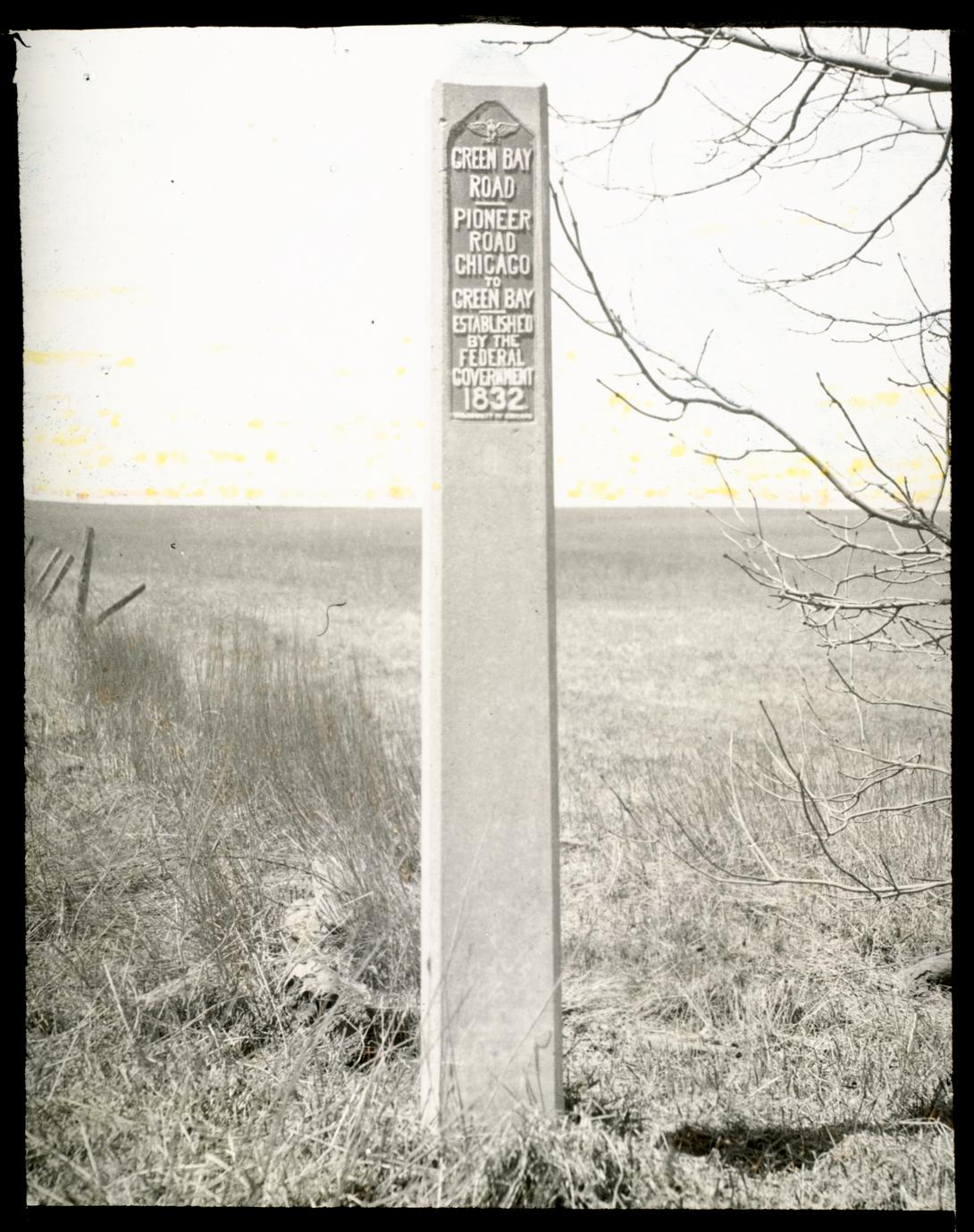Green Bay Road markers