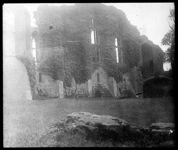 Ruins of Kenilworth Castle