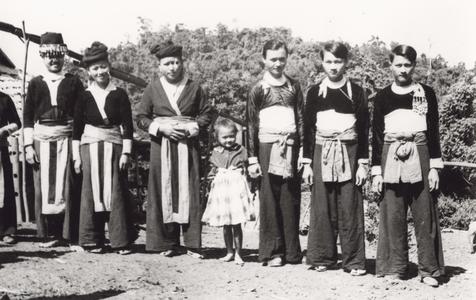 White Hmong family in Houa Khong Province