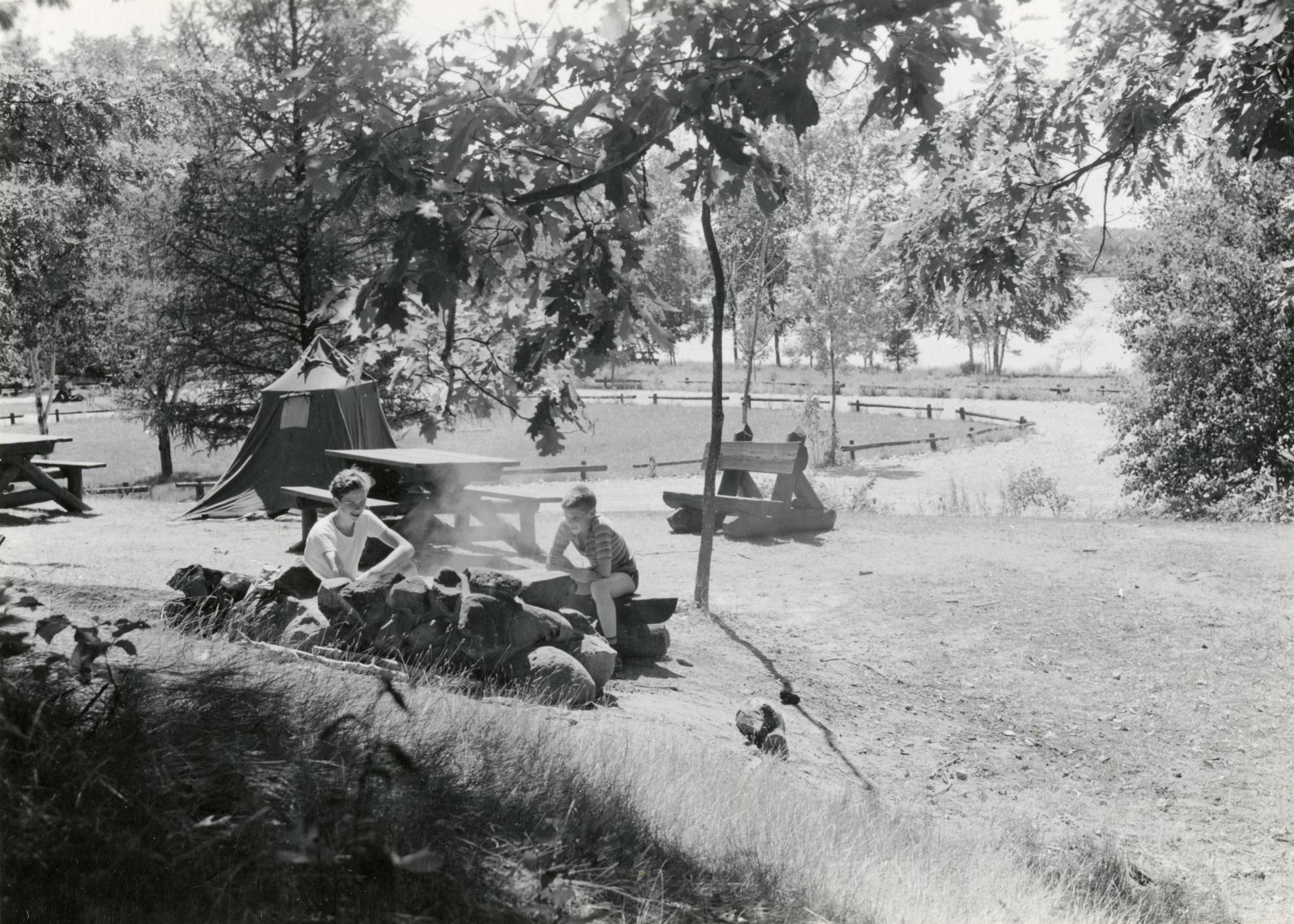 ‎Kettle Moraine campground UWDC UWMadison Libraries