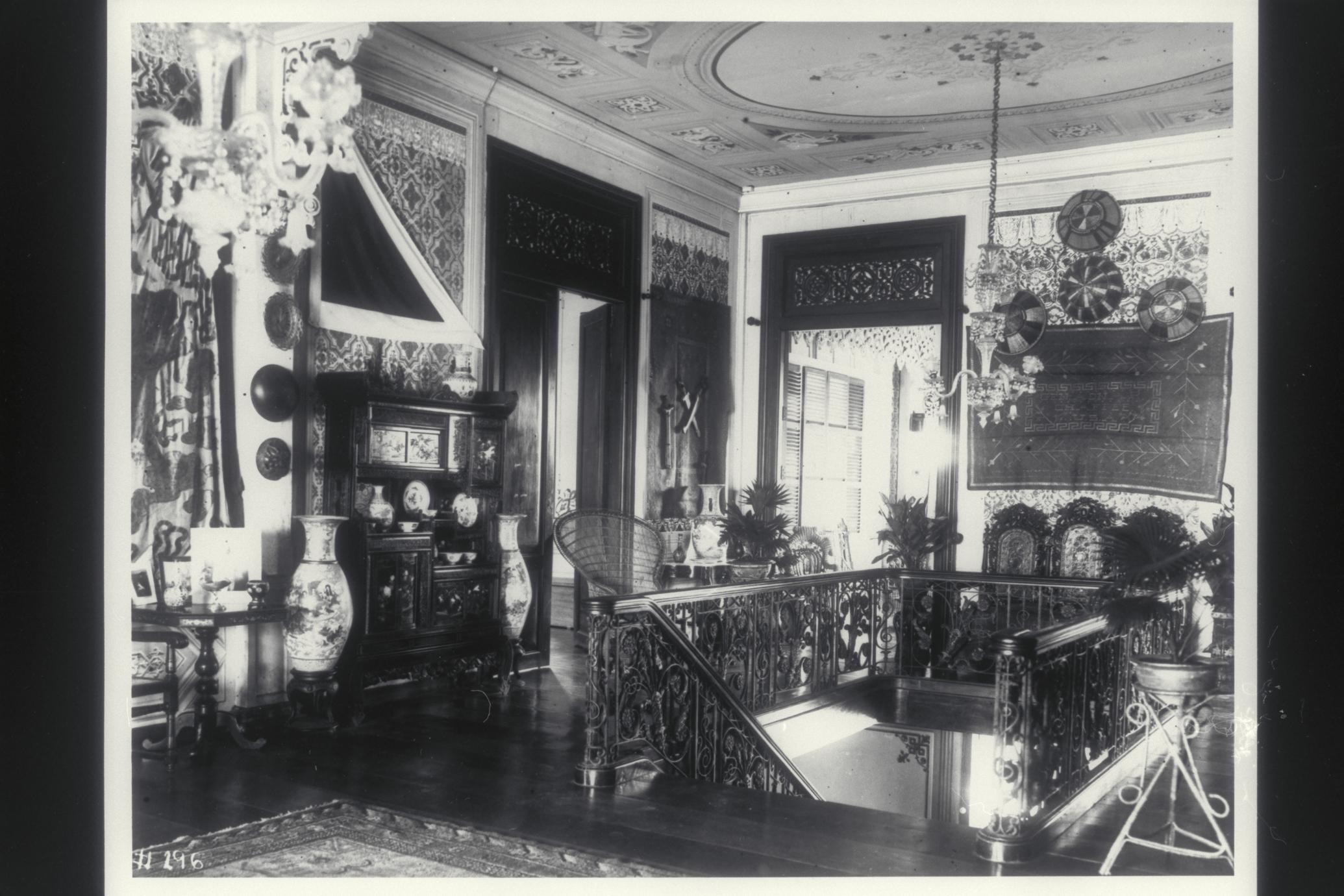 ‎Interior of commanding general's quarters, Manila, 1899 UWDC UW