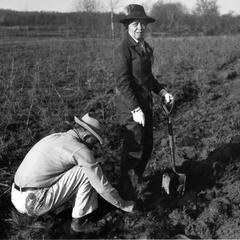Aldo and Marie Leopold planting pines