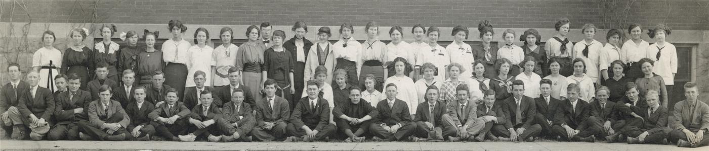 Freshman class, 1915