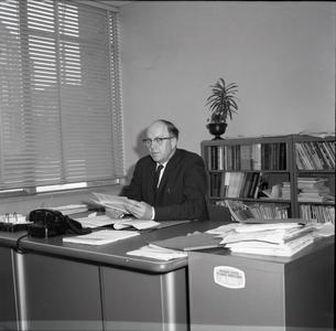 Harry Anderson in his office