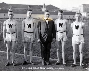 Four mile relay team, Western champions 1916
