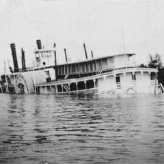 The Quincy sunk at Trempealeau, Wisconsin