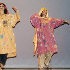 The Asian Pacific Dance Study Group performs at 2002 MCOR