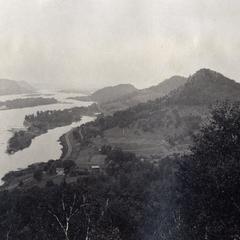 Looking upstream from Trempealeau Mountain