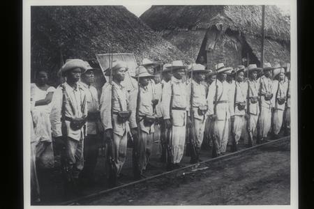 Insurgent soldiers in the Philippines, 1899