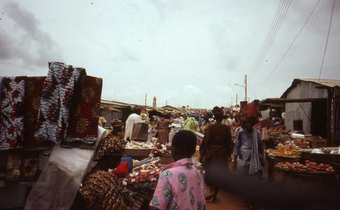 Cloth and food at Ilesa market