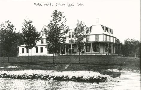Cedar Lake Park Hotel