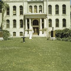 Old Main (Whitewater, WI)