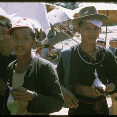 Vangviang : Hmong (Meo) at market