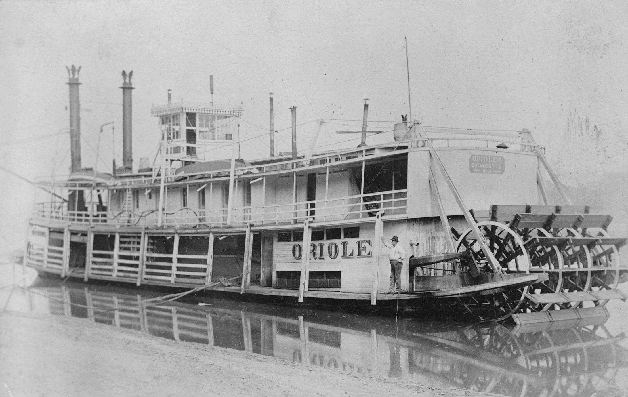 ‎Oriole (Packet/Excursion/Towboat, 1907-1915) - UWDC - UW-Madison Libraries