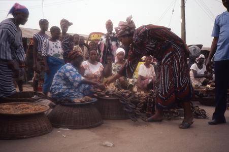 Fish vendors in Igbo Koda