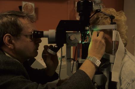 Doctor uses retinal camera