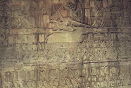 Angkor Wat : bas relief of battle