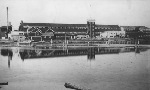 Pail factory in 1891-1892.