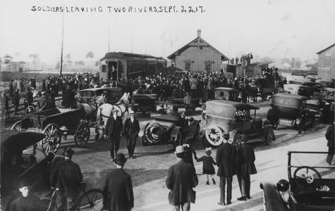 Soldiers leaving Two Rivers, Wisconsin on September 22, 1917.