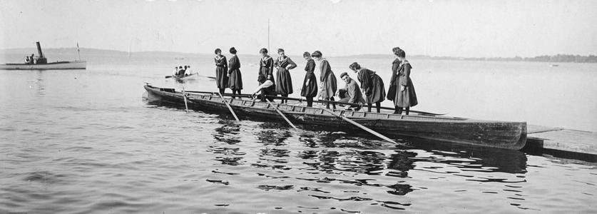 Women boaters
