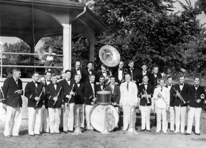 Burlington Band at the bandstand