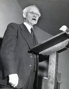 William Keikhofer, Economics Department Chairman