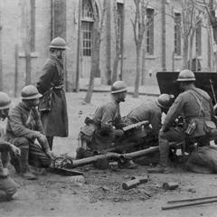 Japanese artillerymen operating a light gun in Tianjin 天津.