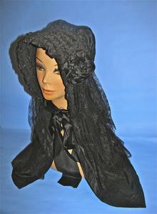 Black silk crepe drawn bonnet